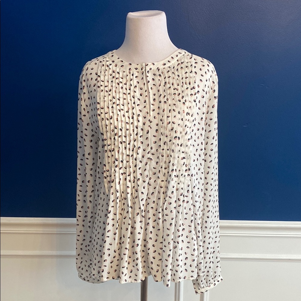 Ann Taylor Women's Cream and Blue Pleated Top